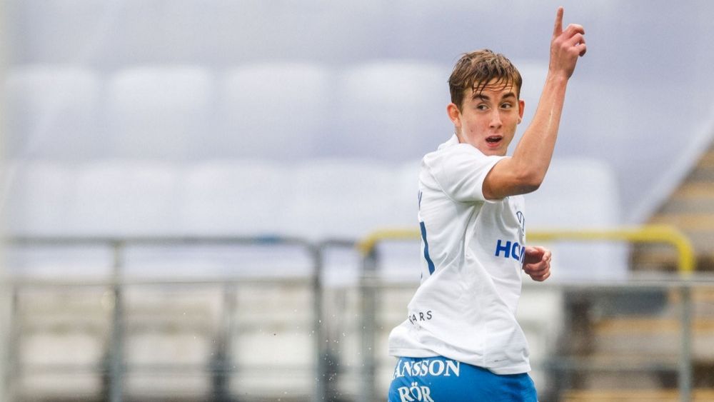 End of thread. Retweets, likes and any kind of feedback very much appreciated!  #fotboltinet