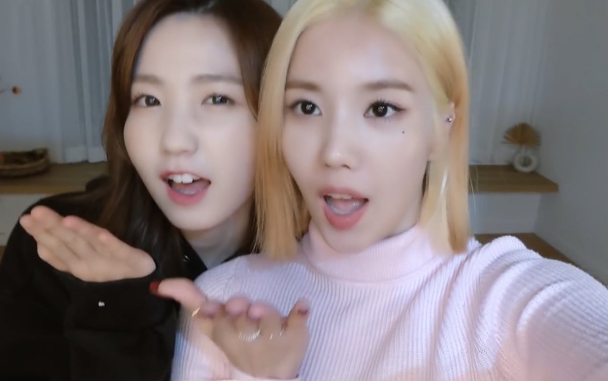 archiveunbi's tweet photo. 💗💗💗 https://t.co/25qFOI9Qcq