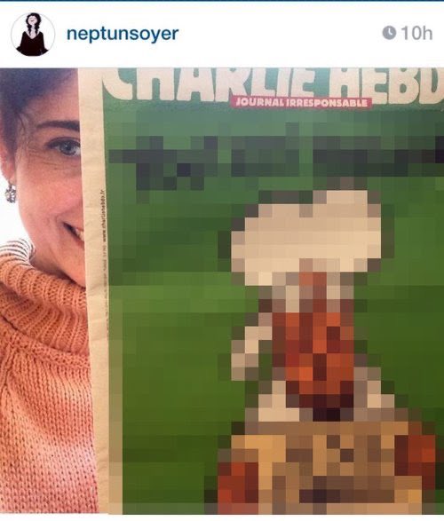 İzmir Belediye Başkanı Tunç Soyer'in eşi Neptün Soyer'in; Peygamber efendimiz Hz. Muhammed'e ﷺ hakaret eden karikatürleri yayınlayan Fransız dergisi Charlie Hebdo'ya destek verdiği ortaya çıktı.

Üstadın da söylediği gibi Chp bir parti değildir.