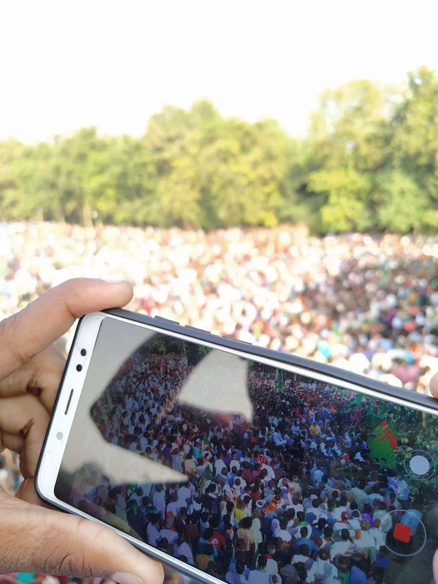 Aditp4real's tweet photo. Scenes from @yadavtejashwi rally in my village #mahisaur ,@RJDforIndia https://t.co/oqLQkYlt57