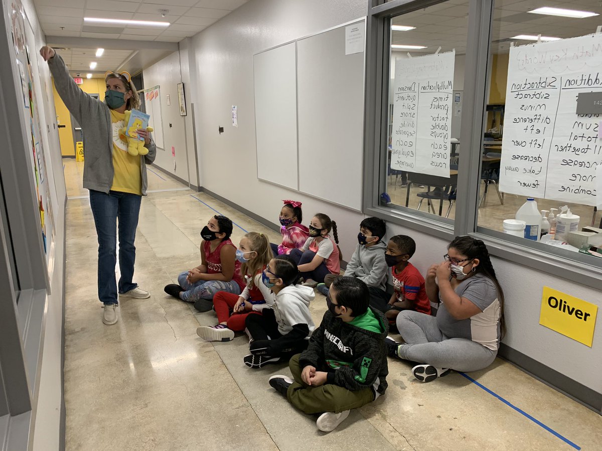 hcsped's tweet photo. Talking about our WIGs this morning: wildly important goals! We will grow in the area of reading 📖📚💛 #pvlionpride #pvcoteach https://t.co/JSwr9FXiwF