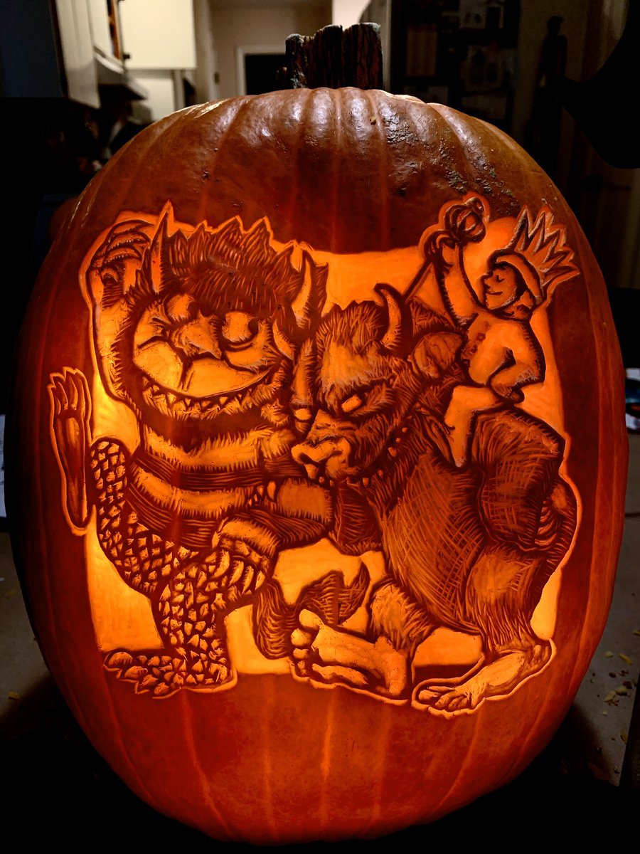 ForestHulsMD's tweet image. My 2020 Pumpkin! 
“Strega Nona”, in honor of Tomie dePaola, who died March 30th 2020 at age 85. (Also shown are my two previous classic children’s book illustration pumpkins: “Where the wild Things Are” and “Ferdinand the Bull”)
@scbwi #pumpkincarving #pathart