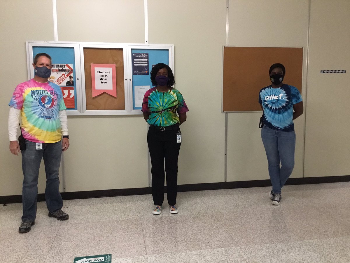 ElsikHighSchool's tweet photo. It is Tie-dye shirt day at #RamCountry. We observe #SocialDistancing #MaskUpAlief https://t.co/kRz9kdqKLO