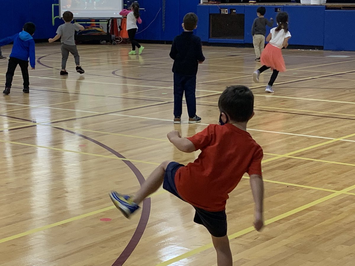 Getting a great workout and working  up a sweat in PE at #parsonshcsd!