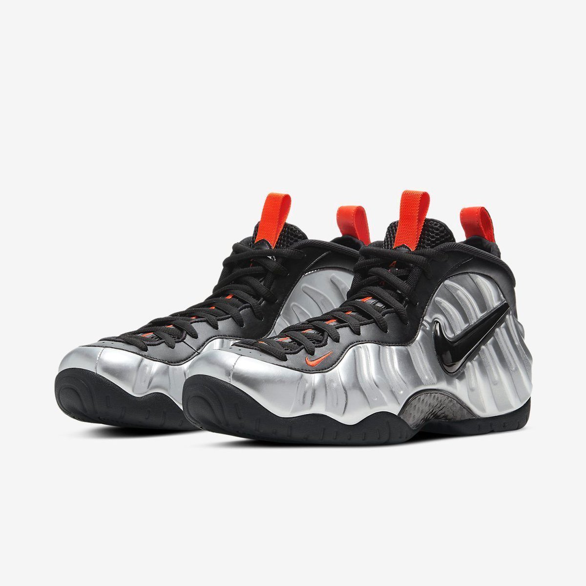 KicksFinder's tweet photo. Ad: LIVE!
Nike Air Foamposite Pro "Halloween"

Finish Line https://t.co/PBG8YGy6Xe
JD Sports https://t.co/bTZKT8ZqUR
Foot Locker https://t.co/6qvXG4n87B
Footaction https://t.co/1XmqhAu5D9 https://t.co/dbb1DkxW4M