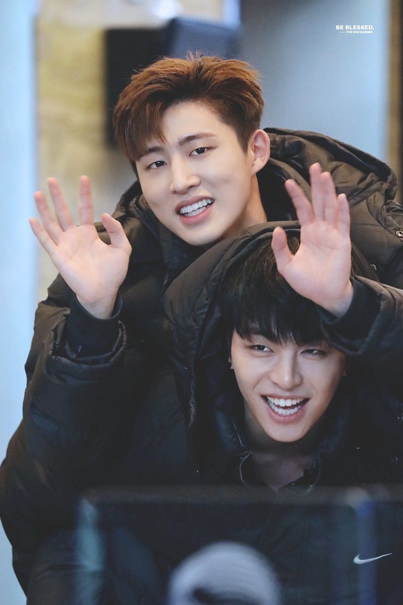 Hanbin with JunhoeJunbin besties!