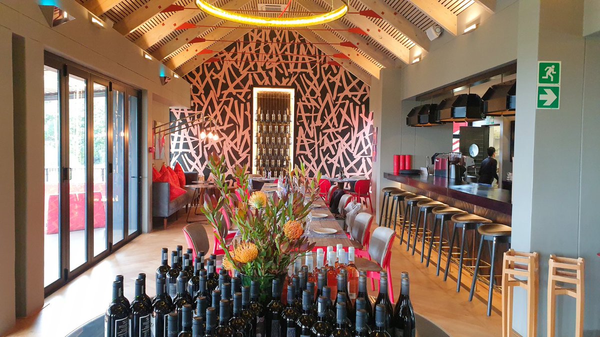 Food with vibrancy to match the award-winning wines, décor &amp; special people! I loved my sneak preview of 
<a href="/KunjaniWines/">Kunjani Wines</a> new summer menu taste sensation 😍 Nestled in the Bottelary Hills of #Stellenbosch Don't miss out! 🍇🥂

#SayKunjani #SupportStellenbosch #winelover #hosted