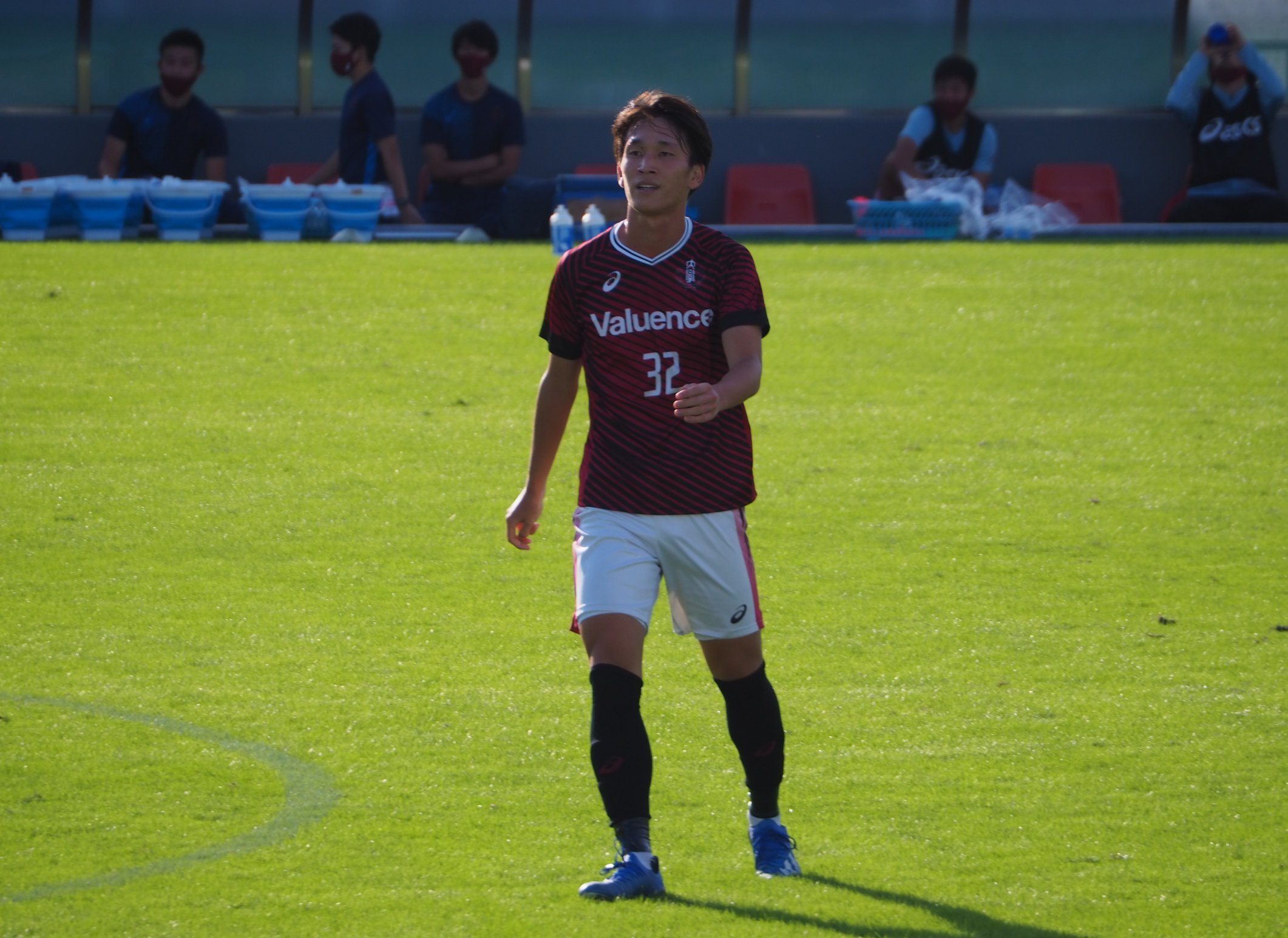 Shunta 早稲田大学 10 24 No 26 鈴木俊也 早稲田実業高校 No 32 清水駿 京都橘高校 No 39 松高遼 浦和レッズユース No 43 平松柚佑 山梨学院高校 早稲田大学 Jufa 大学サッカー T Co 1n3y6gmi2n Twitter