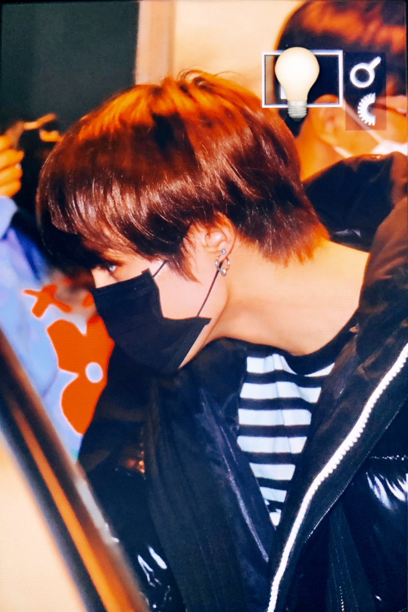 CharmLamp1010's tweet photo. 201029 Huya Live 퇴근

#YANGYANG  #刘扬扬  #扬扬 #양양 
#WayV   #威神v #NCT2020  #NCT https://t.co/xVIYZruE6Y