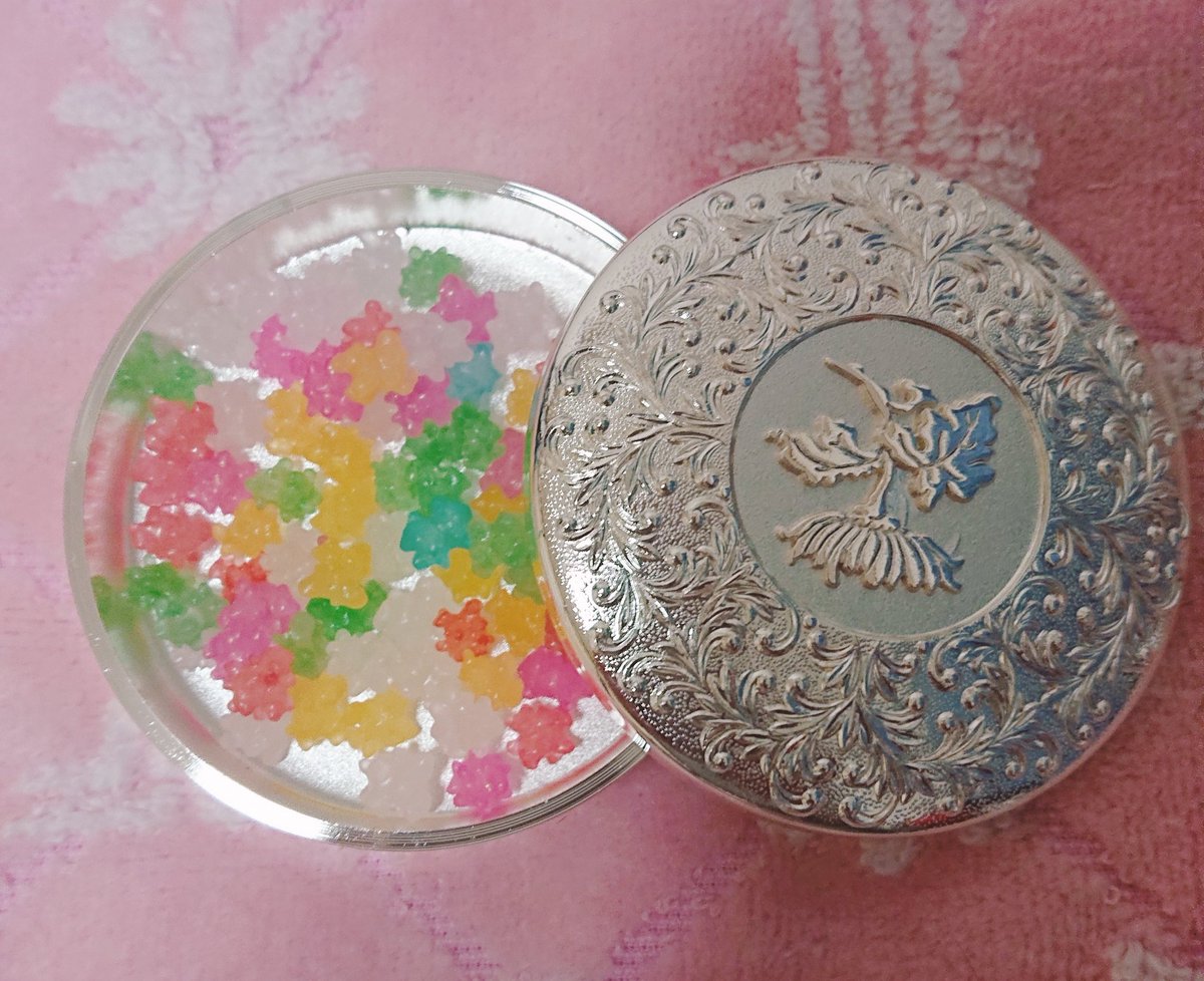 J 昭和天皇記念館で購入した金平糖を食べててふと どんな作り方なのかな と疑問に思って調べてみたら なんと完成まで２週間 知られざる 金平糖 の作り方とは T Co Nutnsfexqu Macaroni Macaroni Newsから T Co Wb1fwjgkyh