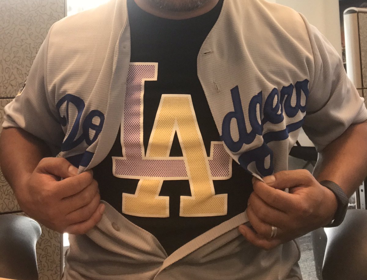LA L💙VE! Once again the city of champions!! #Dodgers #ThinkBlue #LakeShow #1988 #lifeatatt