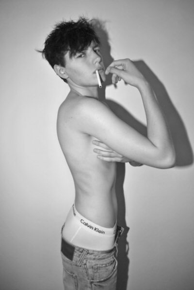 Skinny_bums's tweet photo. #thinspo #bonespo #proana #promia #edtwt https://t.co/IyPsOj6cYV