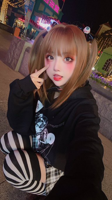 Twitterのコスプレ画像4