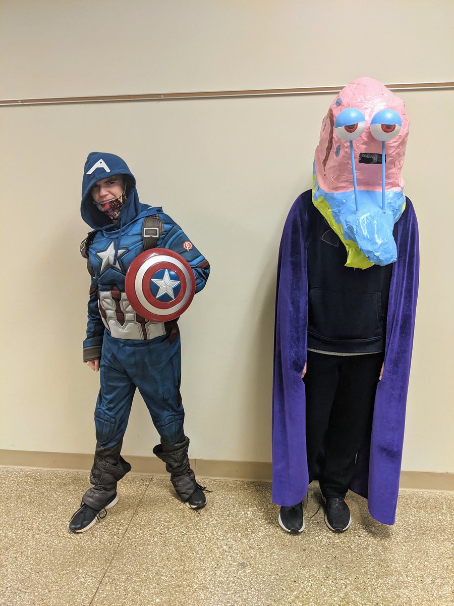 lets_brocknrol's tweet photo. Halloween @STEMAcademy2 day two! It took Jacob four days to make his Patrick mask (from Spongebob) using paper mache. Our kids are the so awesome 🎃!

@MCCTC @MaraBanfield @jcene2019 https://t.co/OZwfEp93N0