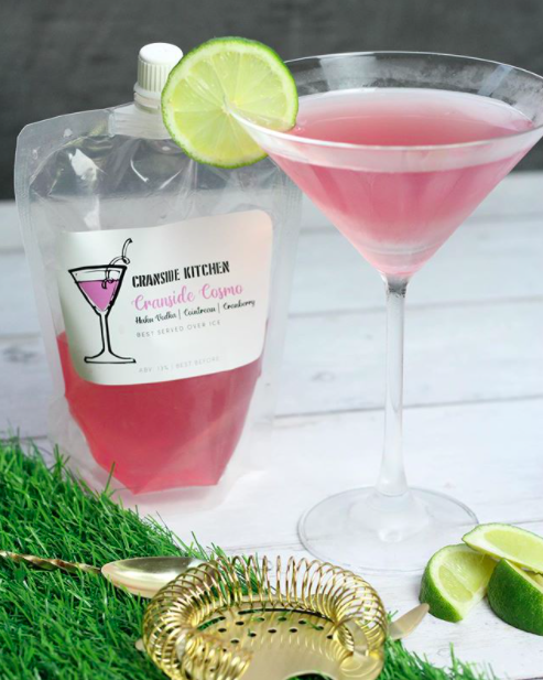 VisitGlasgowSCO's tweet photo. Dreaming of sipping on a classic cocktail or craft beer? 🍹 🍺 You can still enjoy drinks from Glasgow's best bars at home 🏡 Check out our top picks ➡️ https://t.co/aiPIHr5AHN

#SupportLocal https://t.co/94oy21ATGK