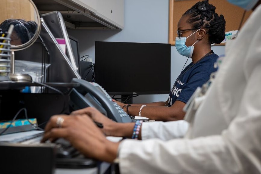 BMC_IBD's tweet photo. Injection training, call triage, patient liaison; our #IBD nurse @Jhenane1 can do it all with a smile (behind the mask)! https://t.co/3TOk1rOviL