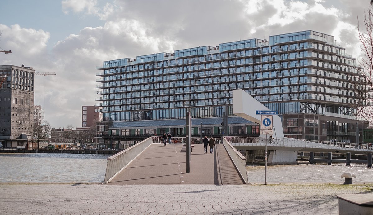 Stadsontwikkeling Rotterdam (@stadmaken010) on Twitter photo Bij een feestelijke (digitale) uitreiking van de <a href="/architectenweb/">Architectenweb</a> Awards 2020 is Fenix I aan de Rijnhaven bekroond als Woongebouw van het Jaar 2020. Gisteren heeft de jury het project van <a href="/MeiArch/">Mei architects</a> als winnaar bekend gemaakt. #gefeliciteerd #samenmakenwedestad #bouwenaanrotterdam Bij een feestelijke (digitale) uitreiking van de <a href="/architectenweb/">Architectenweb</a> Awards 2020 is Fenix I aan de Rijnhaven bekroond als Woongebouw van het Jaar 2020. Gisteren heeft de jury het project van <a href="/MeiArch/">Mei architects</a> als winnaar bekend gemaakt. #gefeliciteerd #samenmakenwedestad #bouwenaanrotterdam