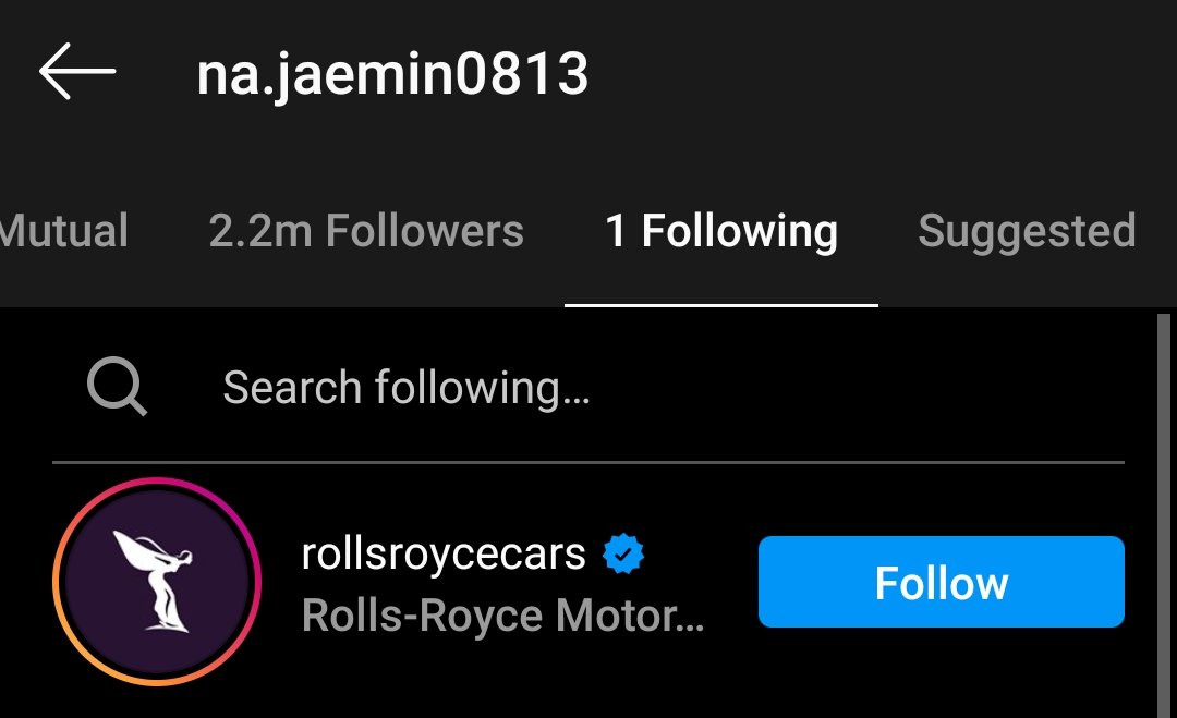 jaemin accidentally ruining his skinny ratio by following a car acc