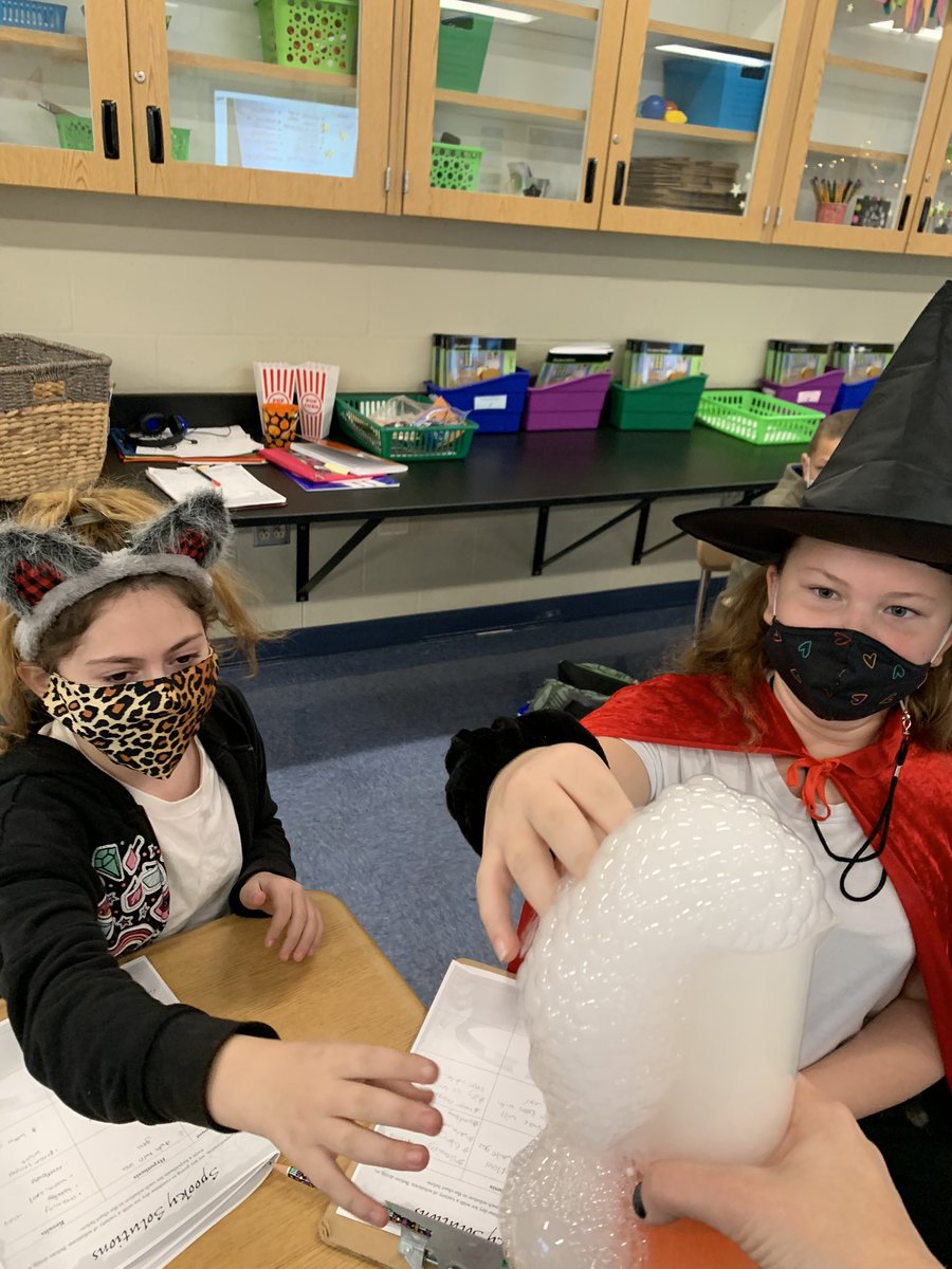 MrsLKillian's tweet photo. The “coolest” way to celebrate Halloween! 🎃 👻 💨 #bmspride #happyscientists #dryicefun @MichelleFalleti https://t.co/wrmRsoQIgB