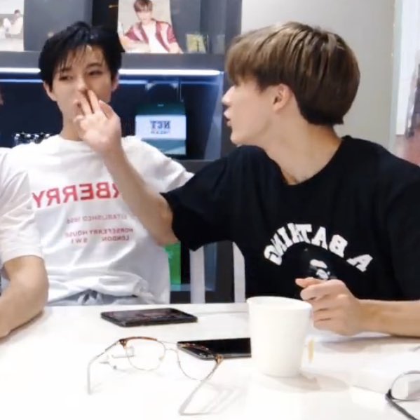 jeno obsession with the member nose