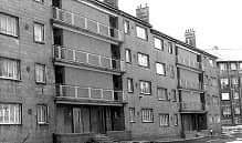 jjb1957's tweet photo. #Glasgow #Barlanark 1982 #photography #photo #bnwphotography #blackandwhite #blackandwhitephotography #blackandwhitephoto #blackandwhitephotos #street
#streetphotography #streetphoto #urbanphotography https://t.co/MbOr3Vxf8N