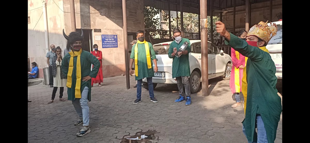DMCentralDelhi's tweet photo. Another #initiative by #DM_Central, #awareness_campaign through #नुक्कड़_नाटक for #covid_19 in #karolbagh_subdivision and #DM_Office #Dariyaganj.
#ये_बात_ध्यान_में_रखना_कारोना_से_है_बचना
@brgausingha @HarishM07710561 @SarhanAhmed15 @msisodia @MoHFW_INDIA @TOIIndiaNews @htTweets https://t.co/G7fa9jiZYU