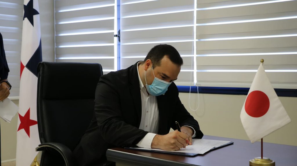 En esta ceremonia también se firmó el contrato con el sub-contratista nominado ( Hitachi y Mitsubishi) encargados de proveer el material rodante (monorriel) y el sistema integrado de operaciones.
Transformamos el futuro de Panamá🇵🇦
#UnPanamaMejor https://t.co/I1FVlAuZMi