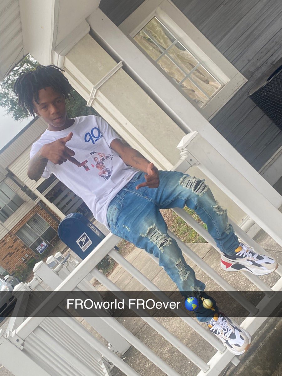 __shaun2x's tweet image. Hard headed asf but he’s a good kid 🦦 #LLFRO #FREEBABY9