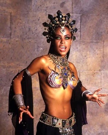 Aaliyah- Queen of the Damned