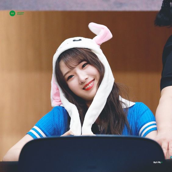 —ph1lza as haseul from loona