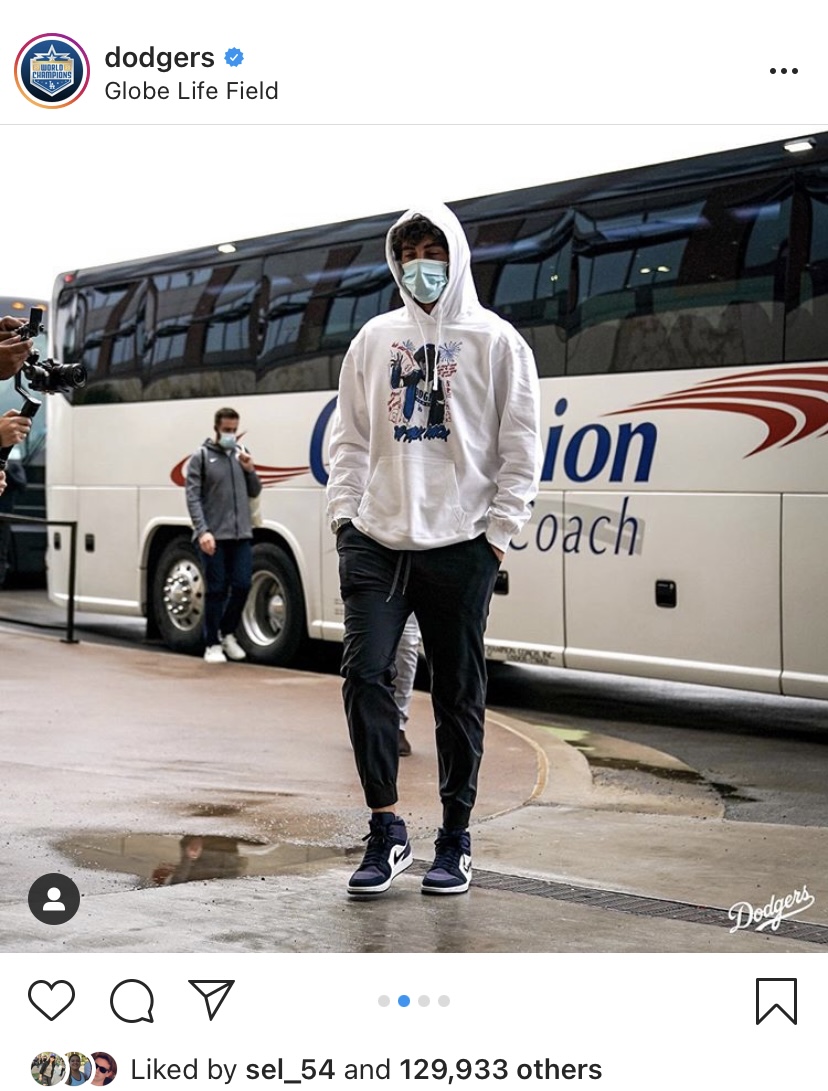 DodgersNation's tweet photo. Good Morning, #WorldSeries Champion FANS! 

#Dodgers Clinching Game 6 #PepTalkKnox Shirts have been made available with all profits going to a charity of Knox's choice!!!

Spread the Word: https://t.co/vsqUzDBEbV https://t.co/JVQm6QDXD8