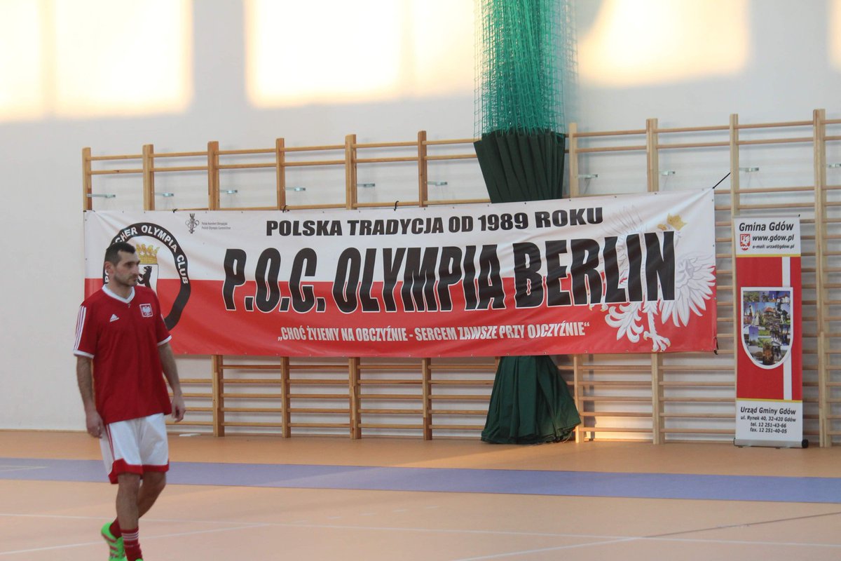 pocberlin's tweet photo. Bleibt morgen nur noch das Spiel der "Vierziger" in der #Verbandsliga gegen den S.D. Croatia bevor ab Montag für vier Wochen alles dicht ist. 

20:10 Uhr - Bosestr. 21
🏟 Friedrich-Ebert-Stadion 

#berlin #sdcroatia #verbandsliga #bfv #pocberlin https://t.co/Pl2ljGUXIx