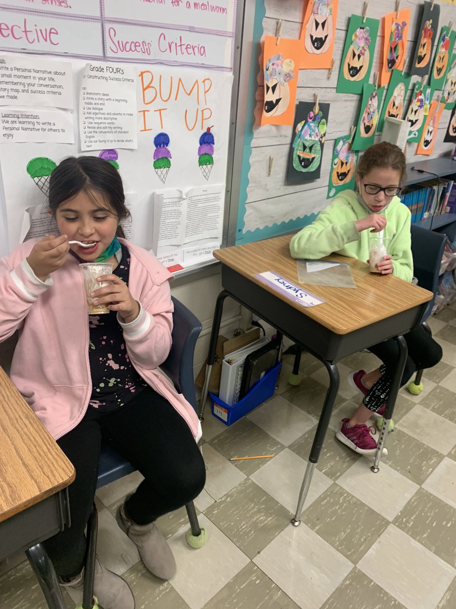 misscaruso4th's tweet image. Creating bird feeders, bar graphing our apple tasting, making enemy apple pie in cup and having spooky pumpkin science! I would say room 27 has had a fun learning filled fall so far! #fourthfun #murphy