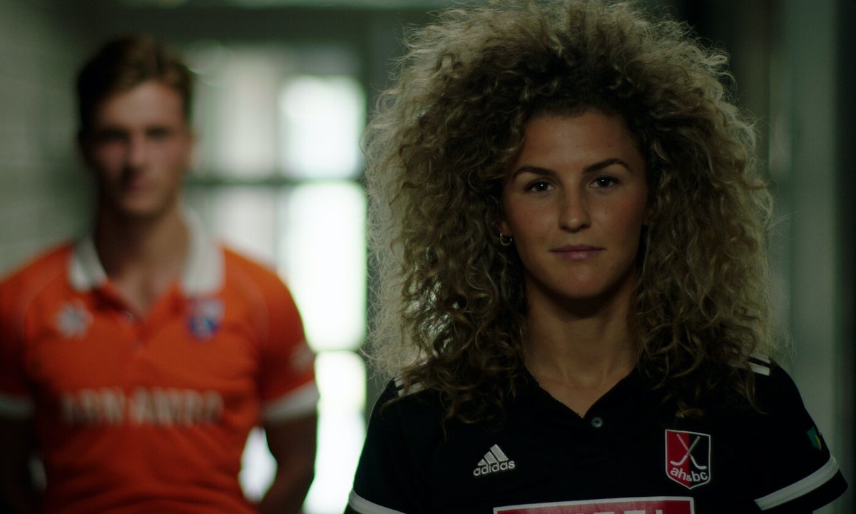 SPORTNEXT's tweet image. ABN AMRO gaat ongelijkheid tussen mannen en vrouwen in hockey aanpakken. "Als sponsor van 53 hockeyclubs in Nederland willen we het belang van meer gelijkheid voor het voetlicht brengen", zegt @ErnstBoekhorst sportnext.nl/sponsoring/abn… #sportnext