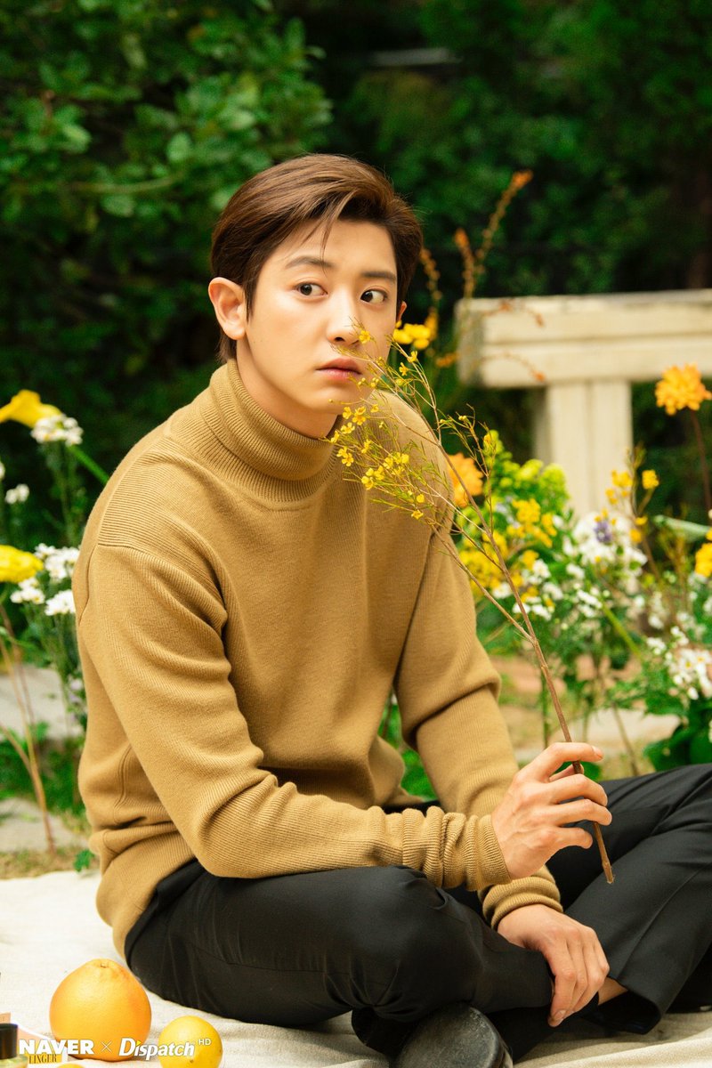 Plutorinni's tweet photo. #chanyeolbestboy
#Chanyeolmultitalented
#CHANYEOLMINIMALWARM
Look at my flower boy💜 We love you so much
#EXOLTrustChanyeol https://t.co/2krfkqJfJT