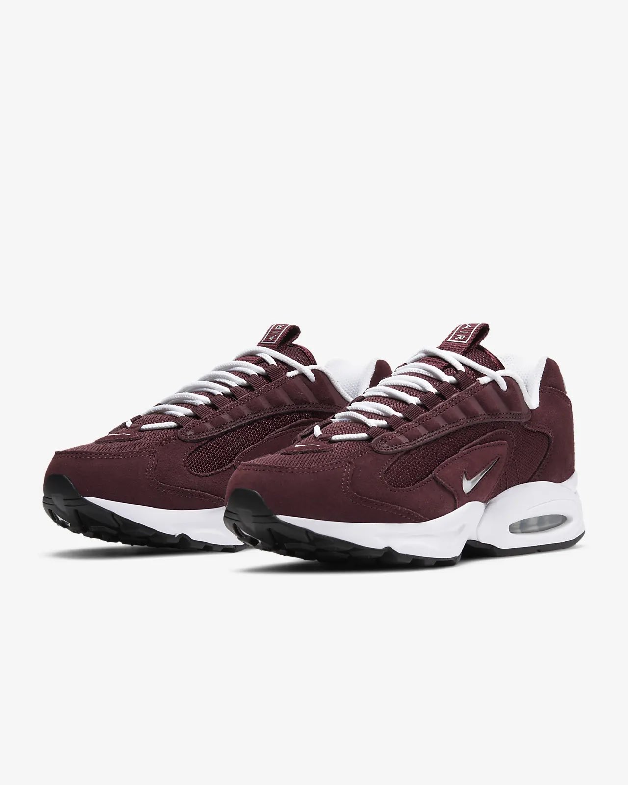 SNKR TWITR on X
