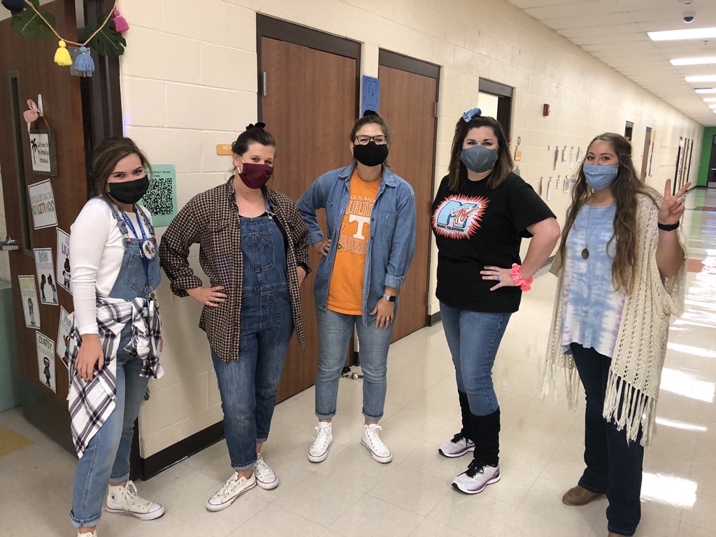 Decades day!!! We’re having a great red ribbon week!