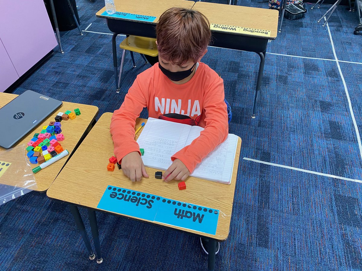 GE_Eagles's tweet photo. Our 3rd grade leaders in small group math! #marvelousmath https://t.co/wXOfcMgqBA