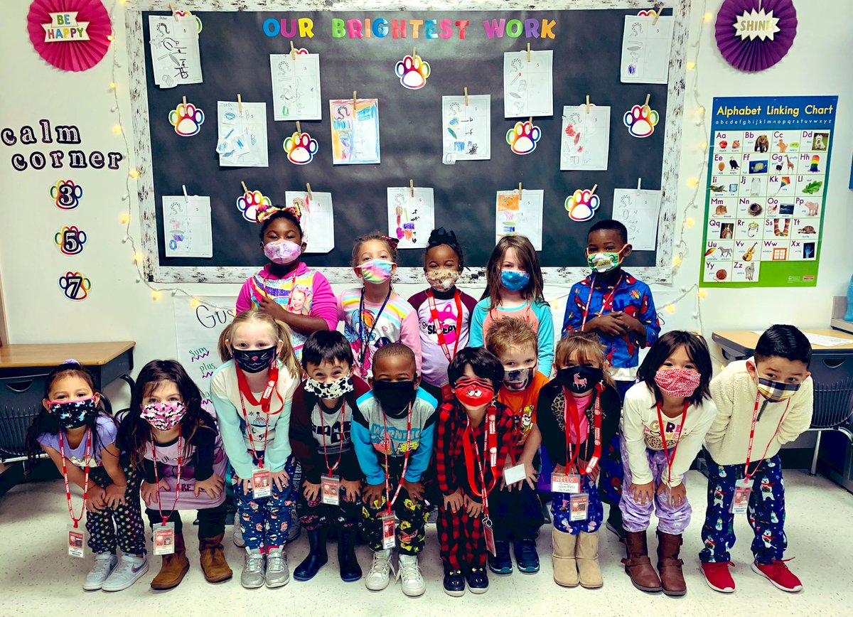 ShanashScott's tweet photo. Comfy today at GWE🐾 #pajamaday @adennis_tisd @TerrellISD https://t.co/IH2IczOCbx