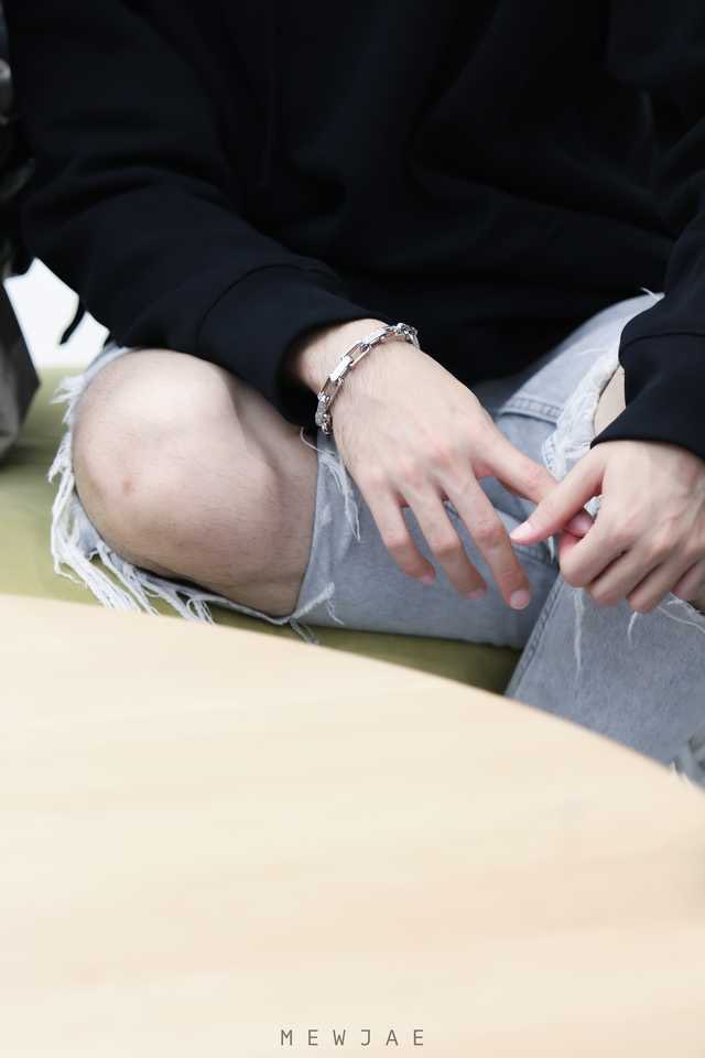 Xuejiang719's tweet photo. Smile everyday💙💙💙 @zee_pruk 
Love you baby💕

Cr ：MEWJAE

Thanks for your help🌸 @TrendFor_ZS 

#ZeePruk #ZeeMe #ZunShine https://t.co/kzwRFardTH