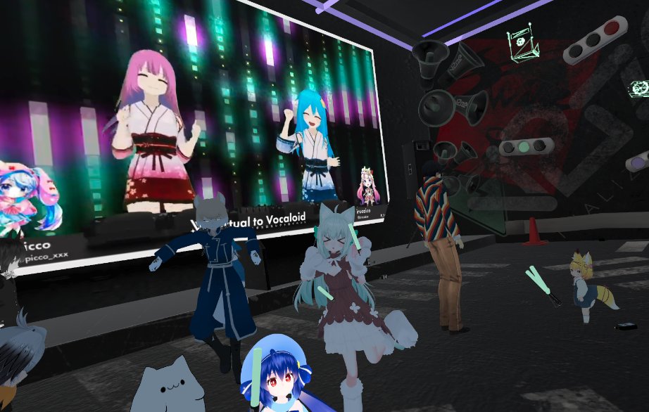 HayaTikaze's tweet photo. Today, I went to a DJ event in Japan. We all danced to the rhythm for about 3 hours lmao, so I was really tired, but it was fun and I feel happyyyyyyyyyyyy!! XD✨💕🎵
#VR_ize #_V2V #VRChat https://t.co/fSlF1wvO4j