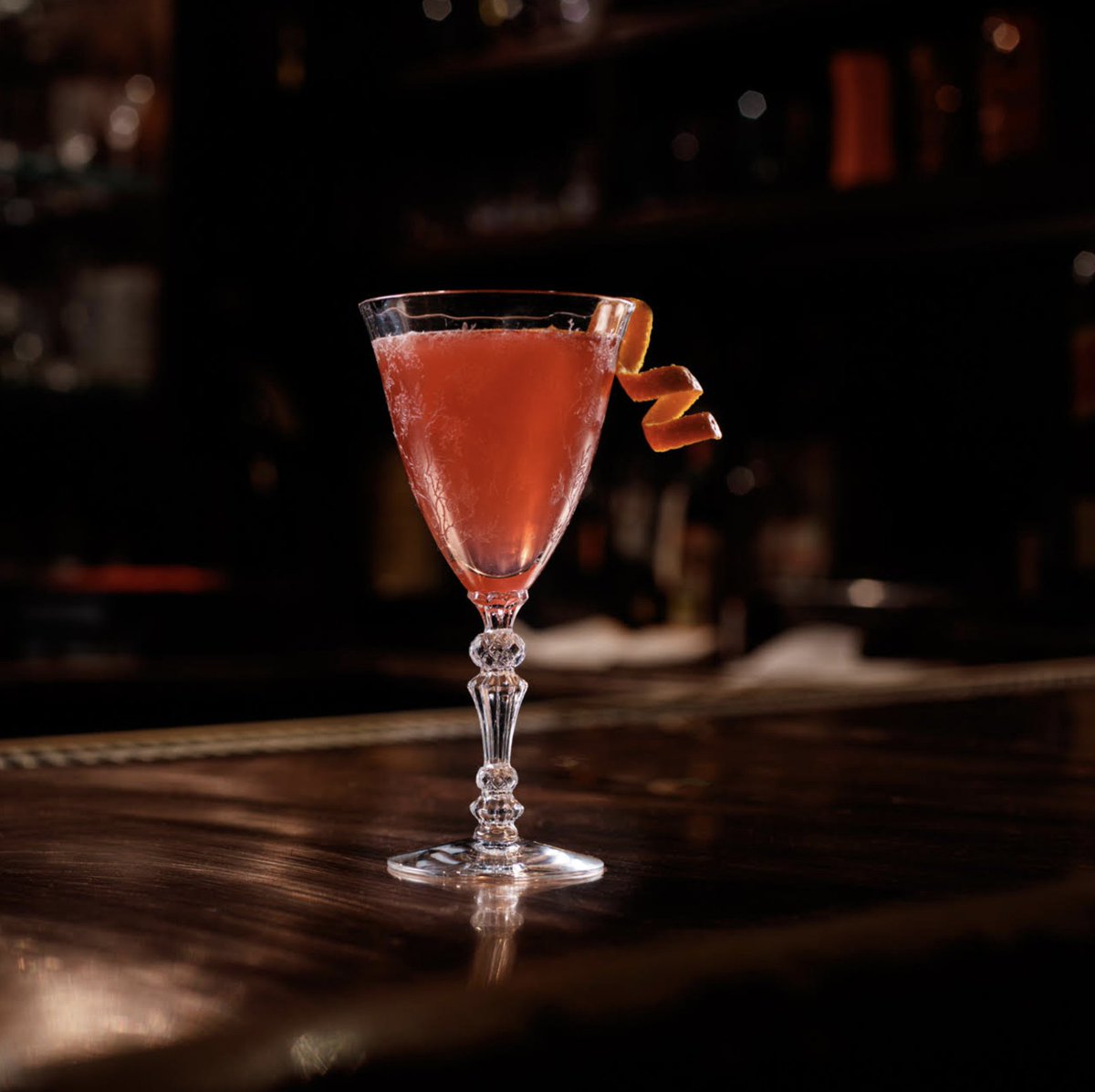 nickkokonas's tweet photo. It's here...

The Office:  Classic Cocktails.

From the bar named best in the US.

These are the ones you've been asking for: easy to make, beautifully shot, learn why they work not just how.

Great gift for yourself or someone who loves the classics.

https://t.co/lkiBpJaCxk https://t.co/XxdjVkyQkY