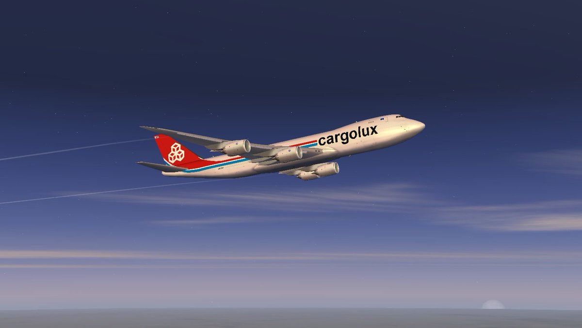 raul18mg's tweet photo. [CDG - MAD] Salimos de una tarde lluviosa en París y partimos rumbo a Madrid en @IVAOAERO a bordo de nuestra reina. Vamos cerrando tours de @IVAOES #CargoTour #CLX1891 #Pasionporvolar #Cargolux #B748 https://t.co/K1GgaUdLub