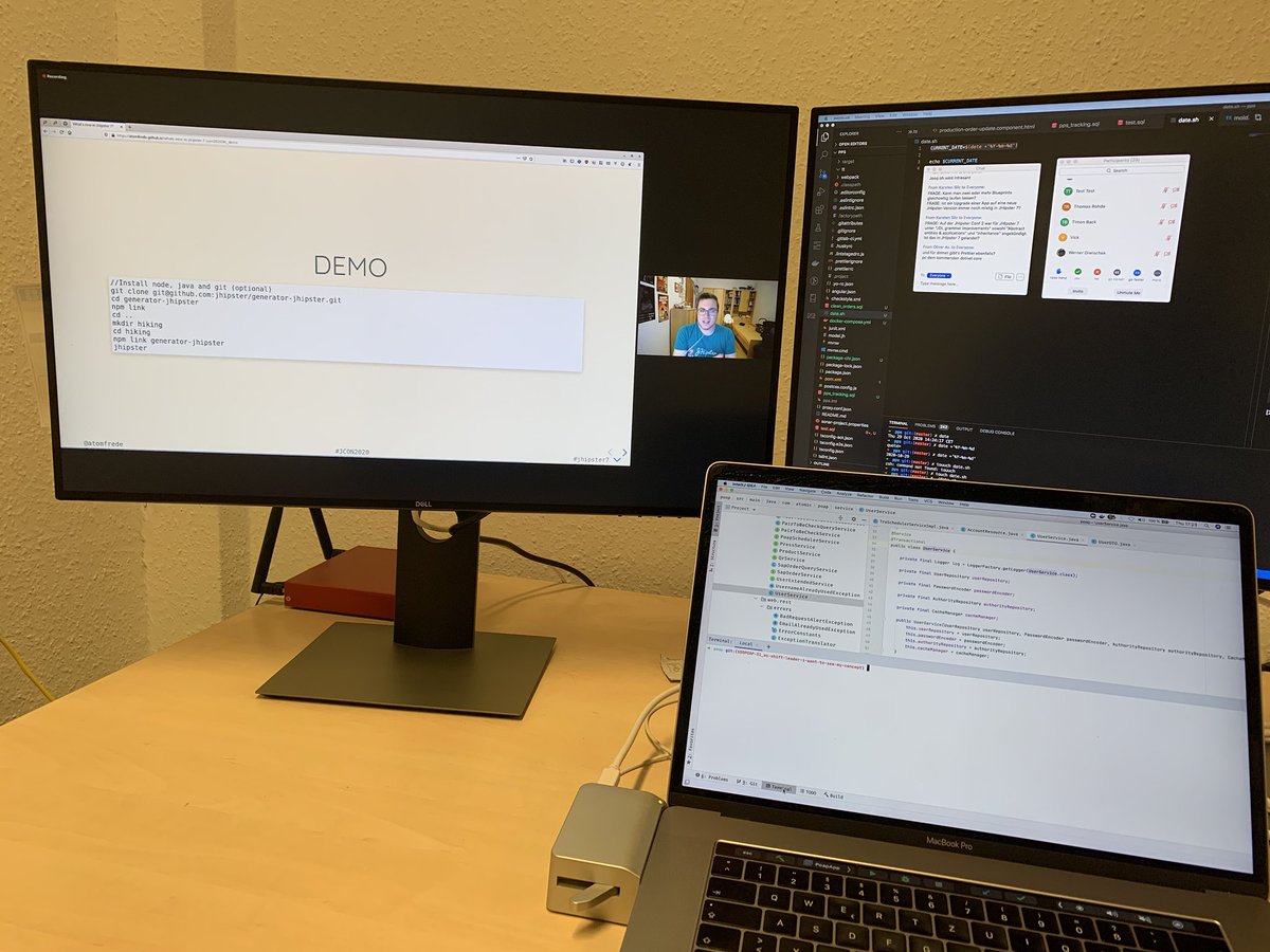 Demo time <a href="/jcon_conference/">JCON</a> with @atomfrede and <a href="/jhipster/">JHipster</a> V7 😃🥳