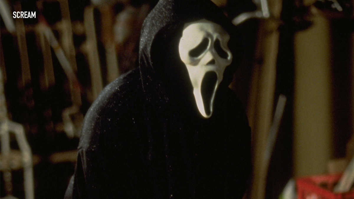ParamountPics's tweet photo. You can only be ONE iconic character for Halloween. Pick one! https://t.co/voRZN2ELKa
