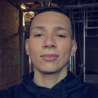 damiandoo's tweet photo. #NewProfilePic https://t.co/4riF8r4edA
