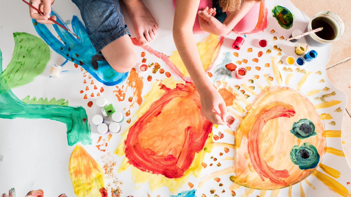 How are art teachers adapting to online learning? Here are some ideas for creative learning online from <a href="/edutopia/">edutopia</a>: edut.to/34yHhmD #distancelearning #art