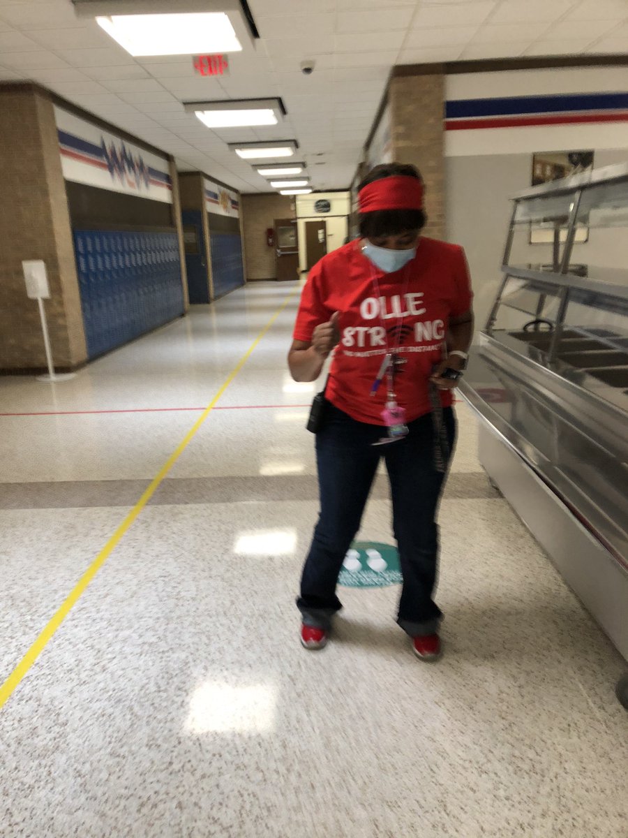 Social Distancing is FUN and necessary! #olleIMPACT #BringYourA-GAME <a href="/OlleMightyOwls/">Olle Middle CITGO Innovation Academy</a> <a href="/olleathletics/">Olle Owl Athletics</a> <a href="/AliefISD/">Alief ISD</a>