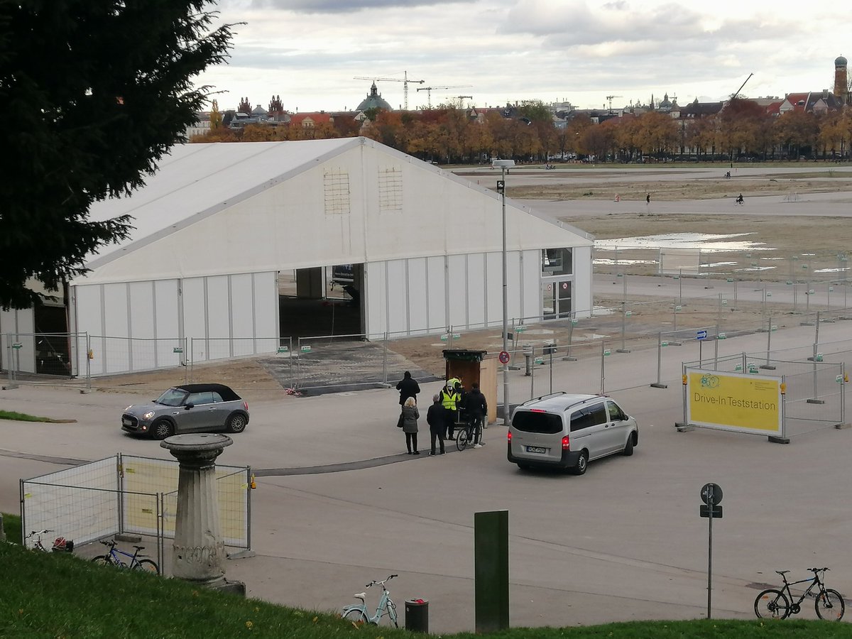 Das #COVID19 Testcenter auf der #Theresienwiese. 
#FlattenTheCurve