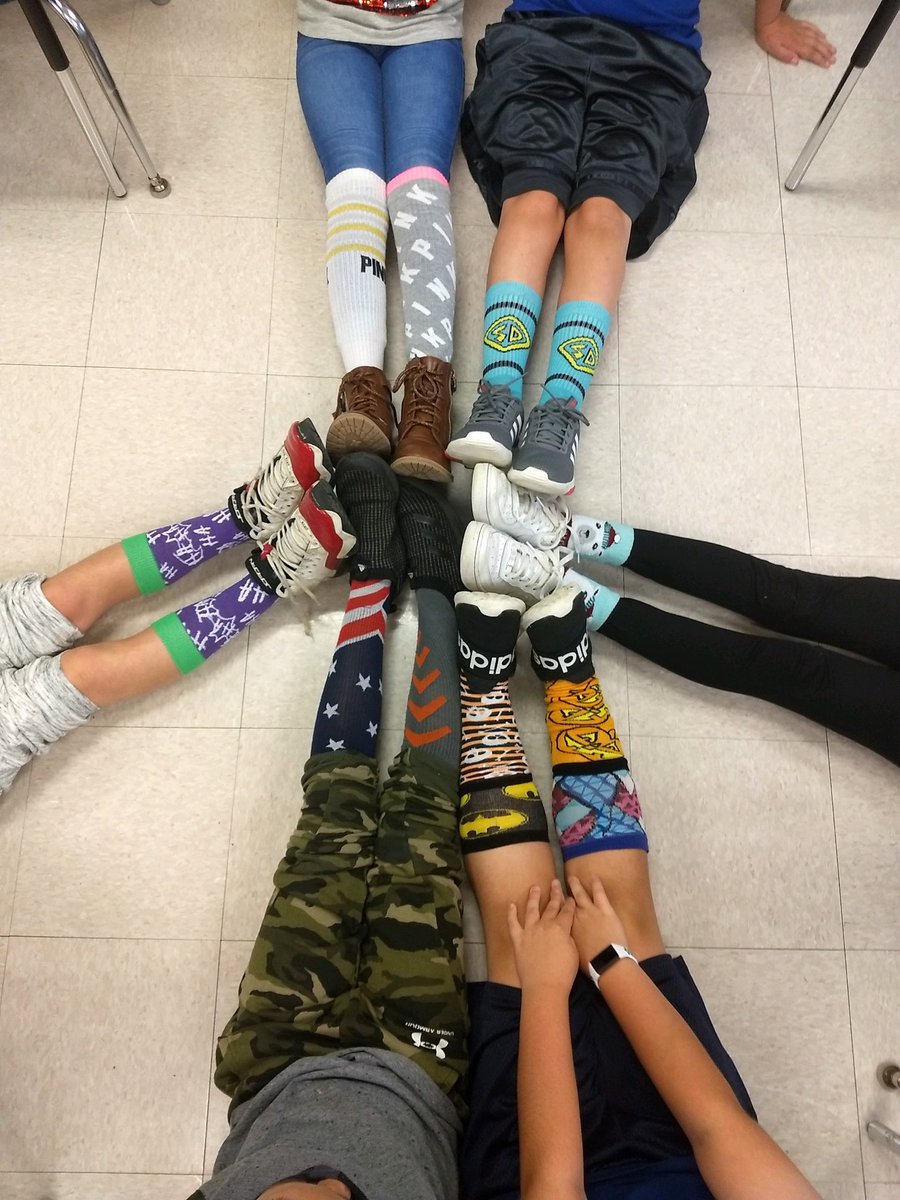 “Sock It to Drugs” Day! Mansfield Elementary Red Ribbon Week! 🙌🏻 ⁦<a href="/danielle_leva/">Danielle Samuels</a>⁩ ⁦<a href="/JohnMelitsky/">John Melitsky</a>⁩ ⁦<a href="/agiordano72/">Dr. Anthony Giordano</a>⁩ ⁦<a href="/ccoscia2/">Caryn Coscia</a>⁩